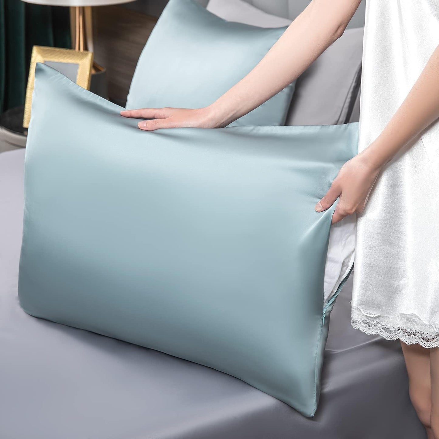 2 Pcs Mulberry Silk Pillowcase for Hair and Skin,Cooling Silk Pillow Case with Hidden Zipper,Allergen Proof Dual Sides Soft Breathable Smooth Silk Pillow Cover for Women.(Standard-2PCS,Aqua Blue)