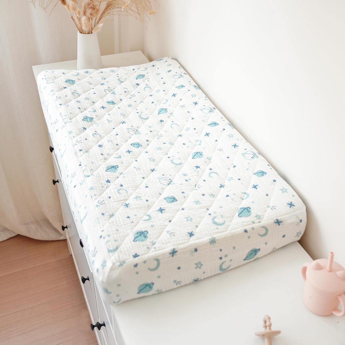 Konssy Waterproof Muslin Changing Pad Cover 2 Pack, Quilted Cotton Fitted Diaper Changing Table Cover, Soft Changing Pad Sheets for Girls Boys (Star,Blue)