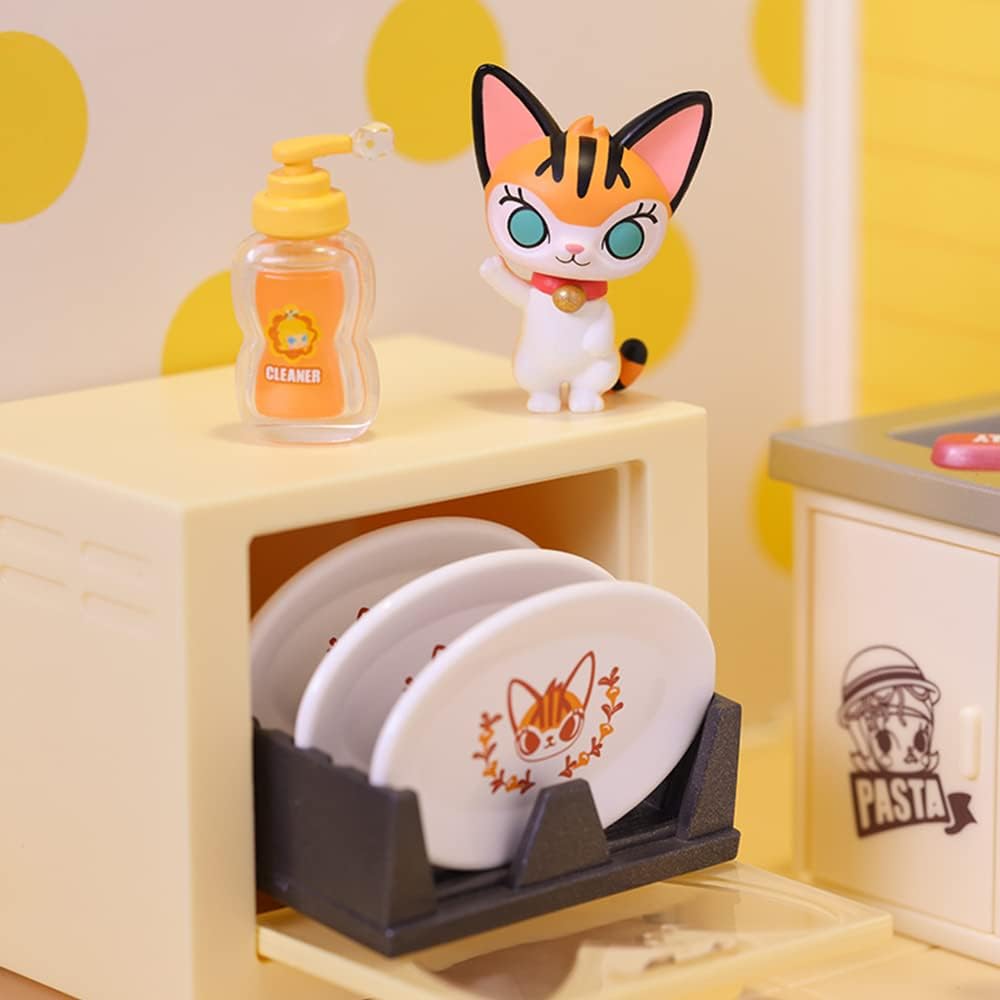 POP MART Molly Cooking Prop Blind Box Figures, Random Design Box Toys for Modern Home Decor, Collectible Toy Set for Desk Accessories, 1PC