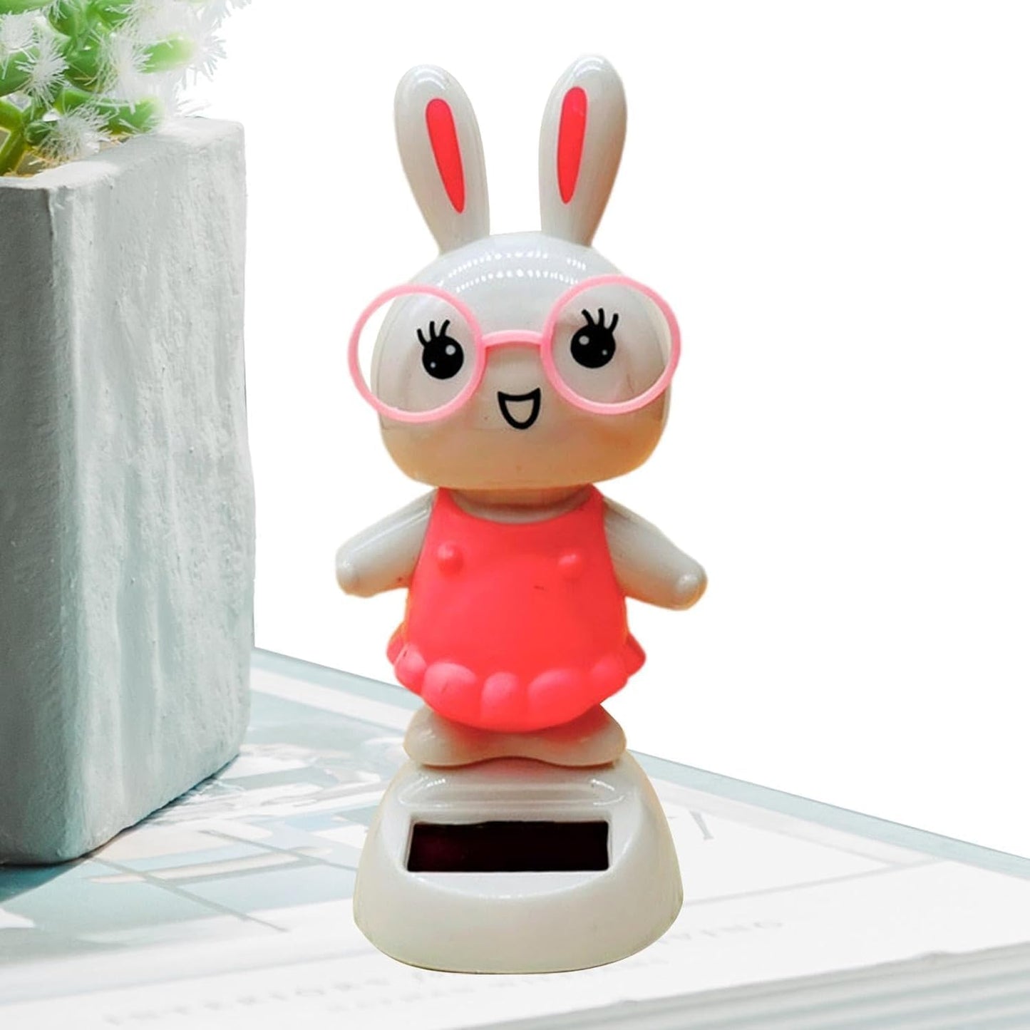 Easter Bunny Decoration, Solar Powered Dancing Rabbit, Car Dashboard Decorations, Versatile Shaking Head Dancing Toy Bunny Figurines for Desk Decor Car Home Gift for Men and Women Learning Education