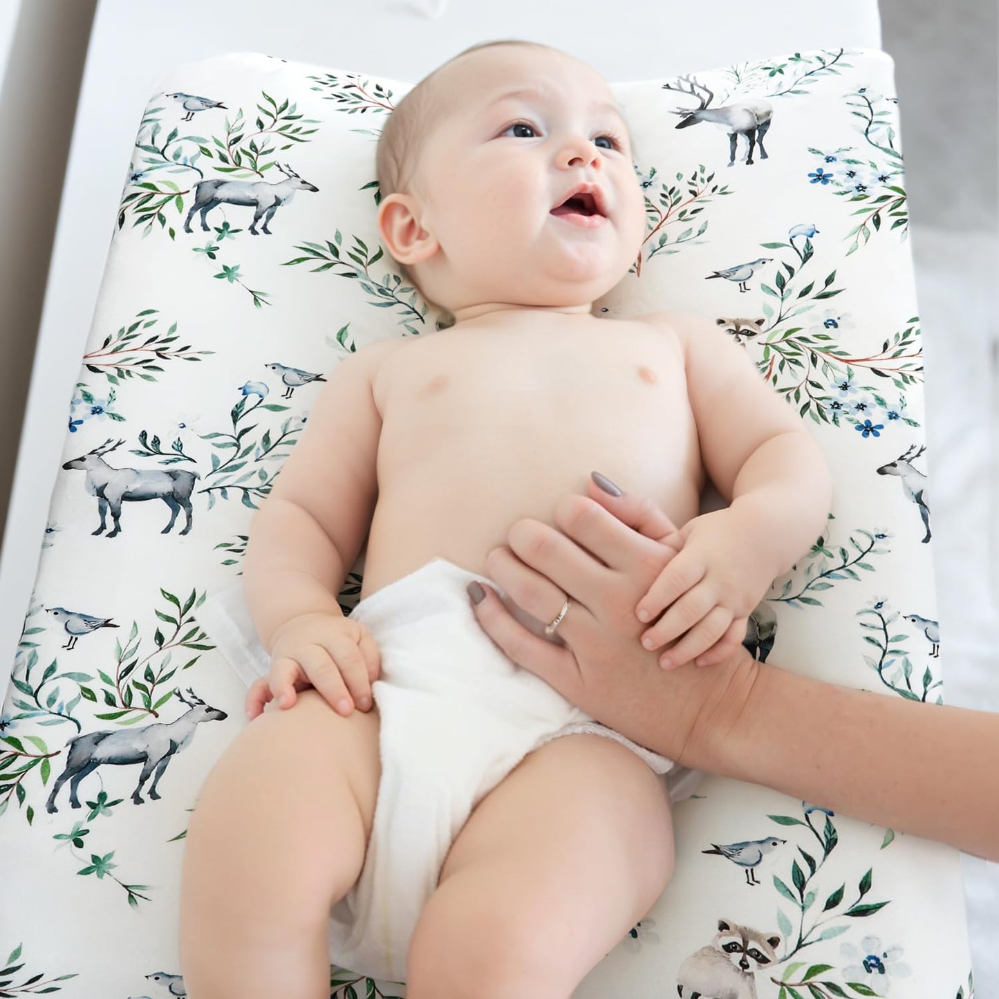 GRSSDER Stretch Ultra Soft Jersey Knit Changing Pad Cover Set 2 Pack, Change Table Pad Covers Fit 32"/34" x 16" Pads Safe and Snug, Pretty Pattern for Boys and Girls