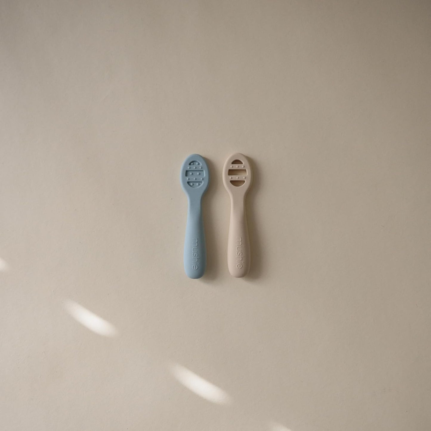 mushie Silicone First Feeding Baby Spoons | 2 Pack (Powder Blue/Shifting Sand)
