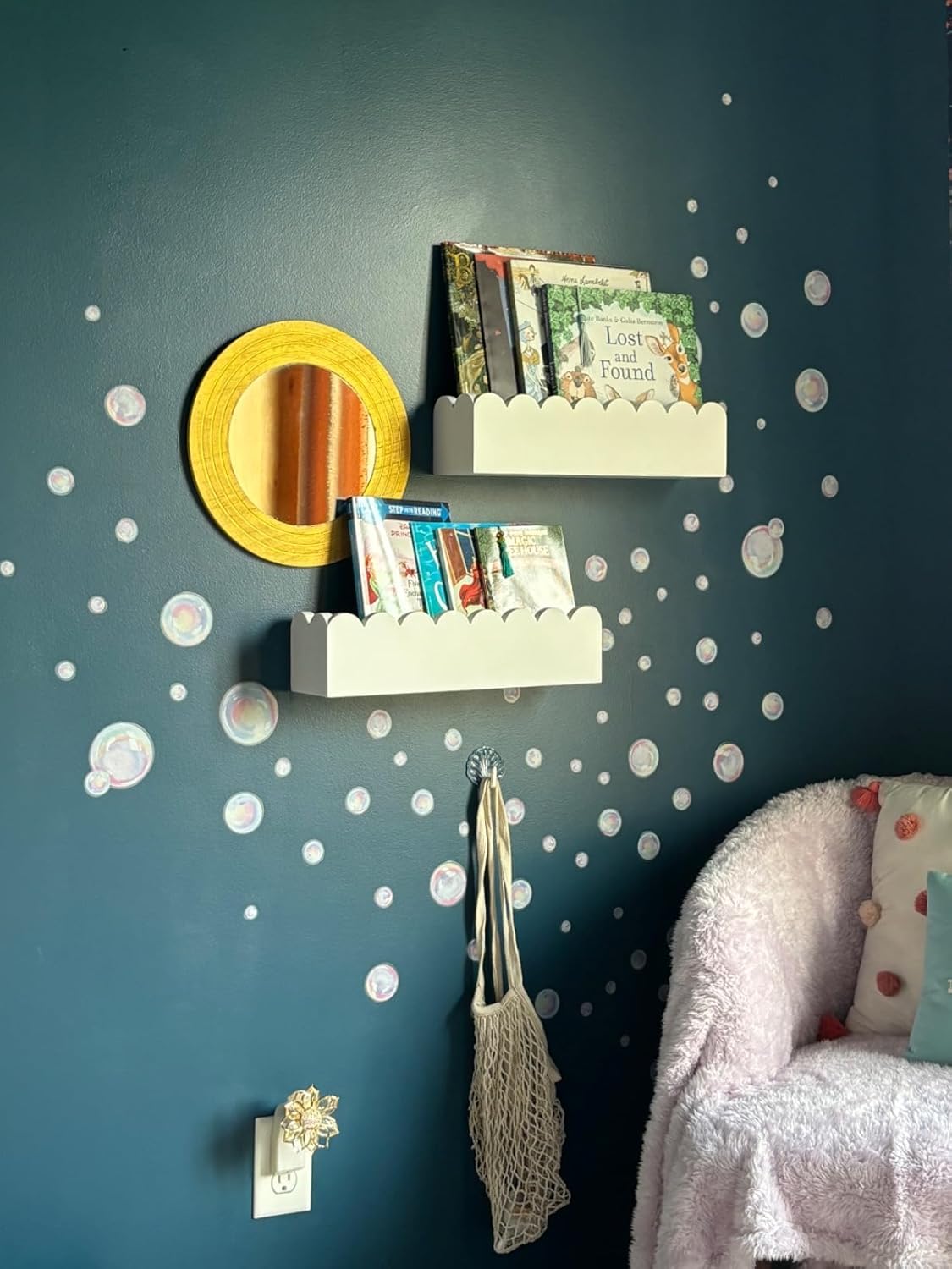 Set of 2 Scalloped Nursery Shelves – Preassembled Floating Cloud Wall Bookshelf for Kids, Baby & Toddler Room – Montessori Nursery Shelves – Kids Wall Book Shelf Display