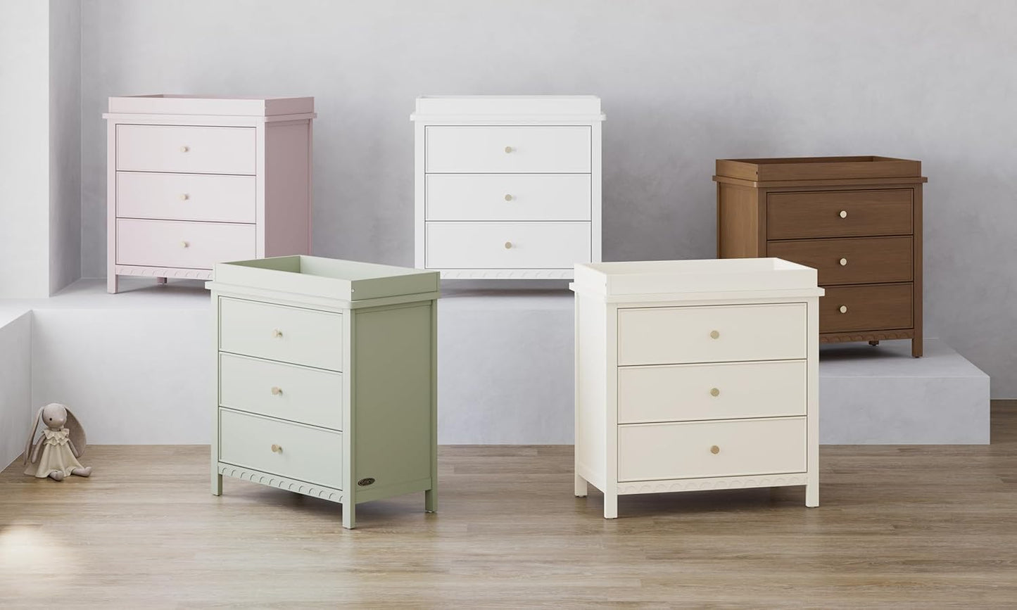 Graco Sasha 3-Drawer Chest with Changing Table Topper (Blush) – GREENGUARD Gold Certified, Nursery Bedroom Chest with Spacious Storage, Interlocking Drawer System, Pre-Installed Tracks