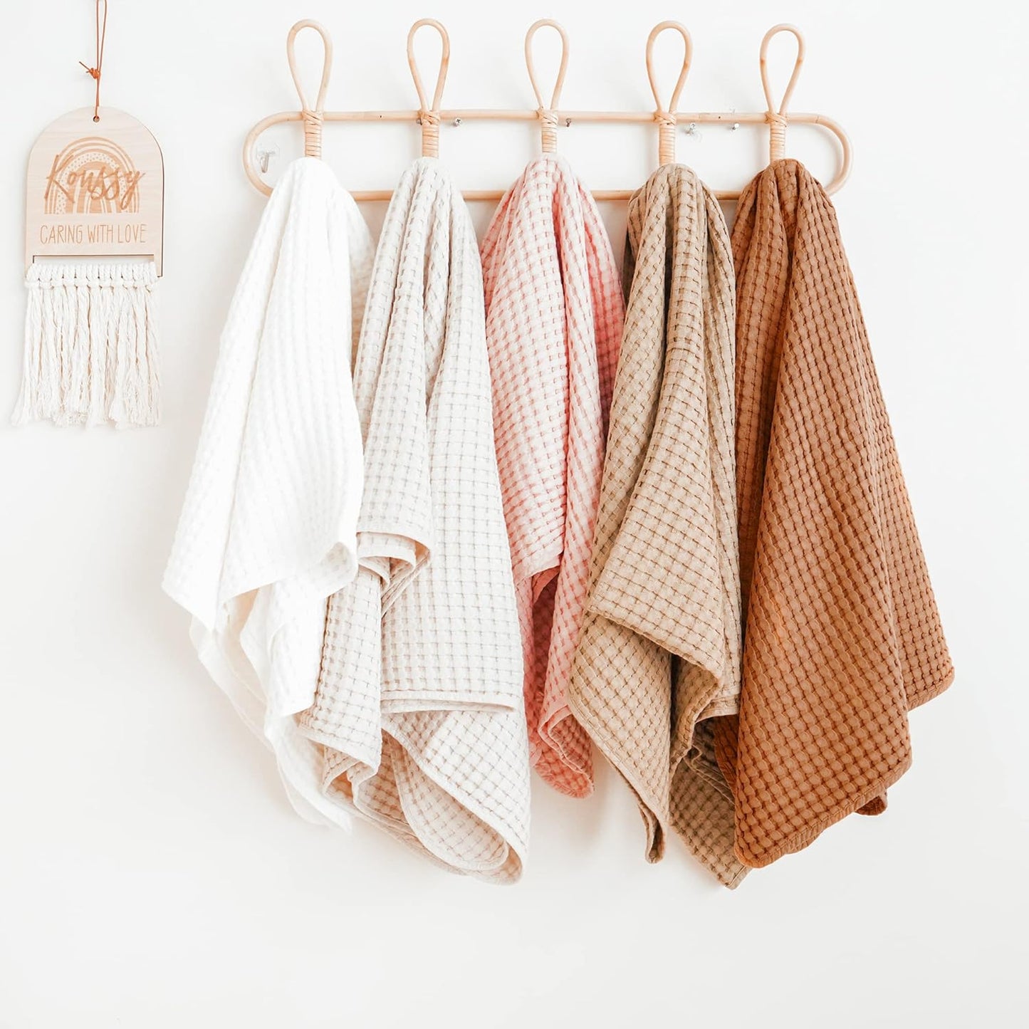 Konssy Waffle Baby Blanket - Soft & Cozy Nursery Swaddle Blanket, Lightweight Toddler Throw for Boys & Girls, Ideal for Wrapping(White)