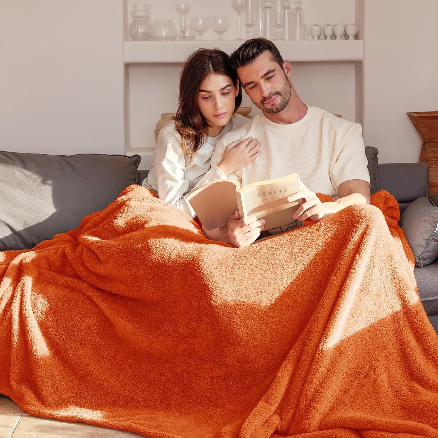 Exclusivo Mezcla Twin Size Flannel Fleece Blanket, Super Soft Velvet Plush Bed Blanket, Fuzzy Cozy and Warm for All Seasons, 60x80 Inches, Burnt Orange