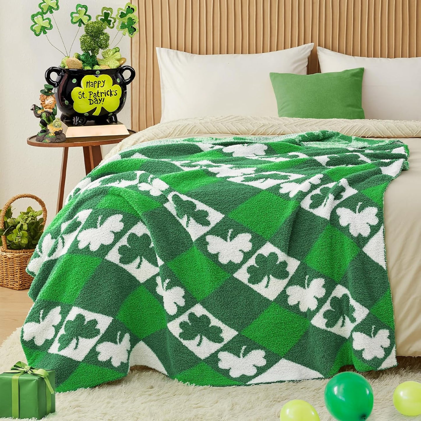 CYMULA St. Patrick's Day Knit Throw Blanket - Super Soft Lightweight Plush Shamrock Clover Blanket for Couch, Bed, Sofa, 60 x 80 Inches, Irish Green